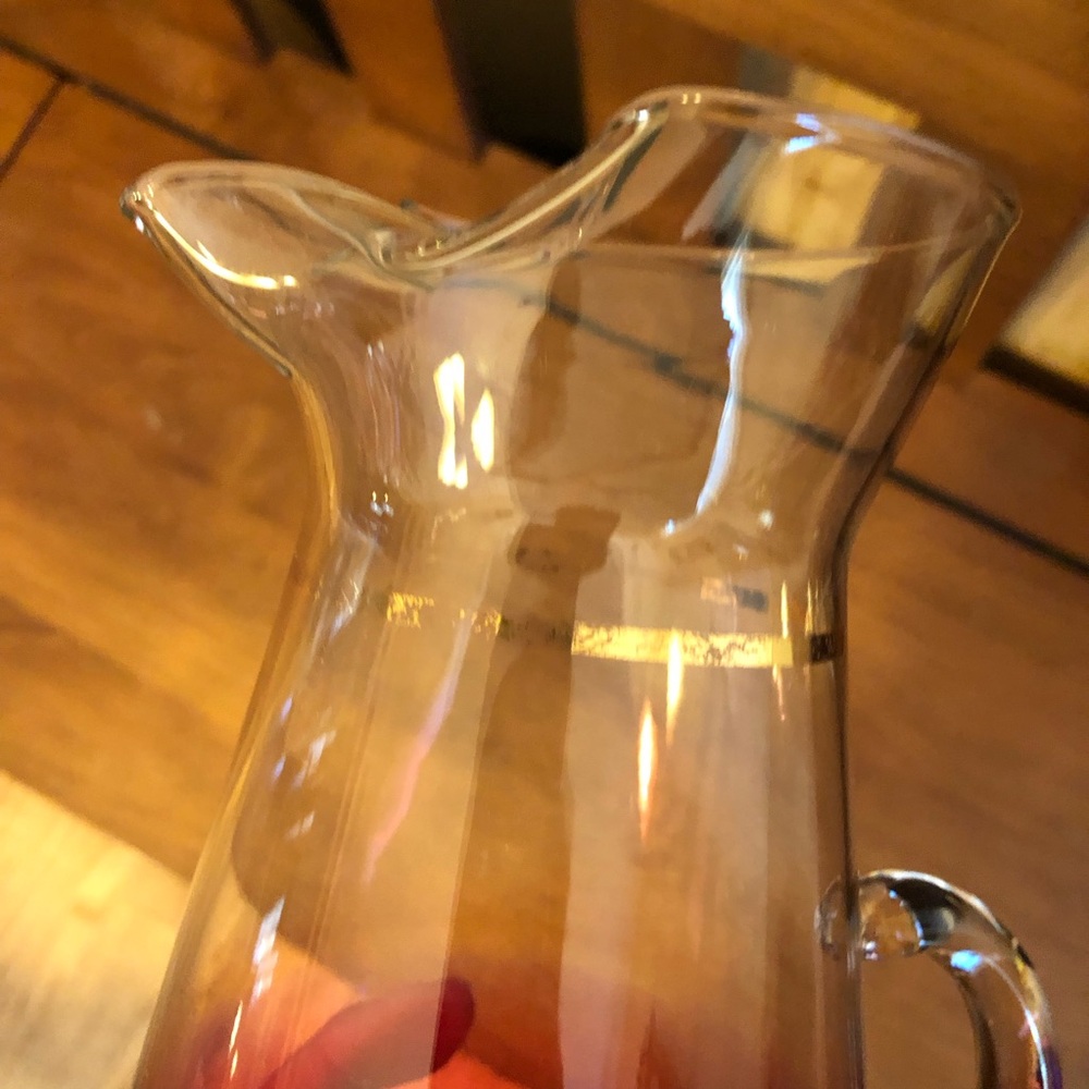 Elegant Ombre Glass Pitcher and Tumbler Set - Picture 13 of 13